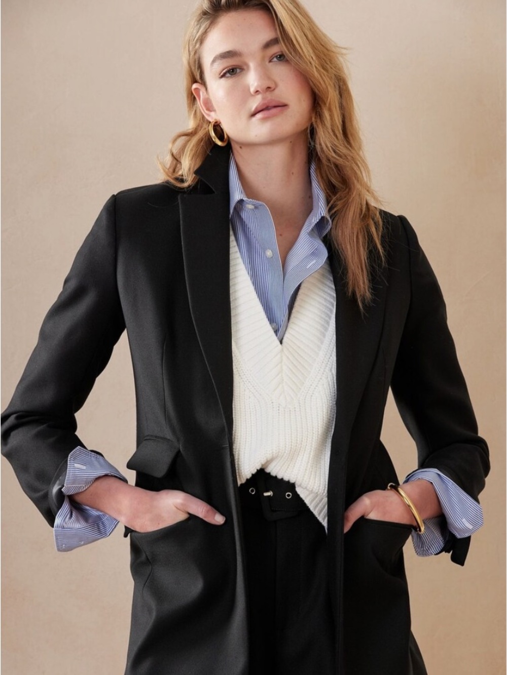 NWT LIDO SCULPTED ITALIAN WOOL BLAZER | BLACK | SIZE 10 REGULAR